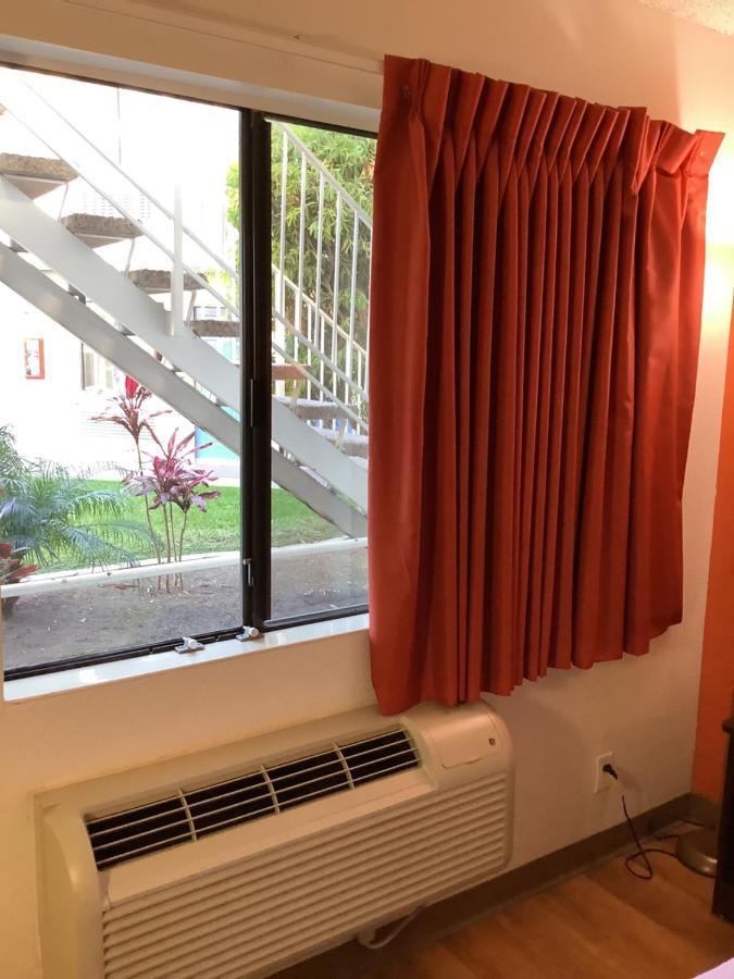 Carlsbad Village Inn Extérieur photo